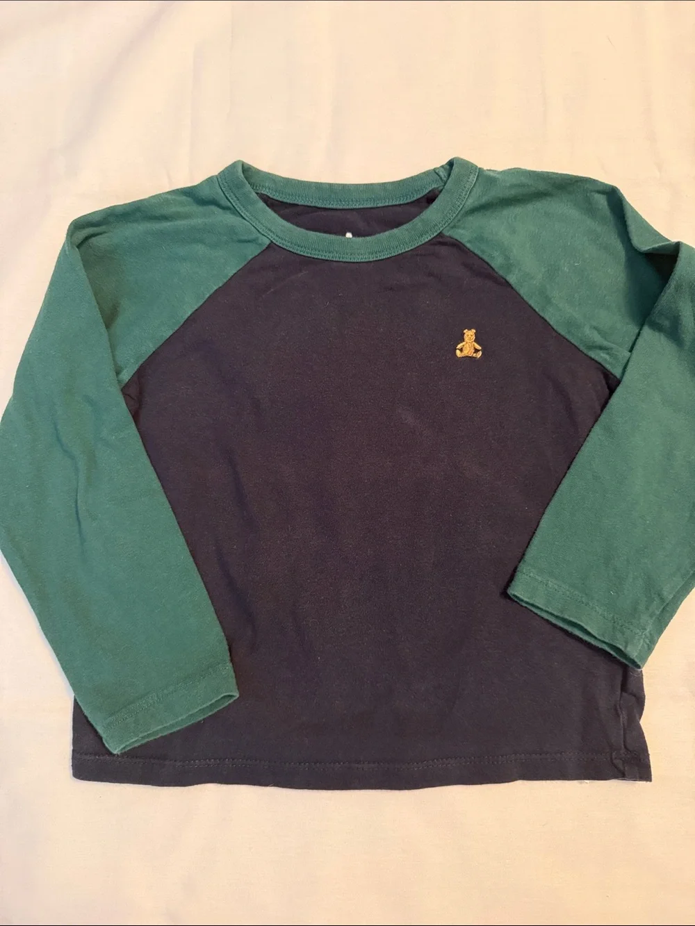 GAP Navy & Green Raglan Long-Sleeve Tee with Teddy Patch